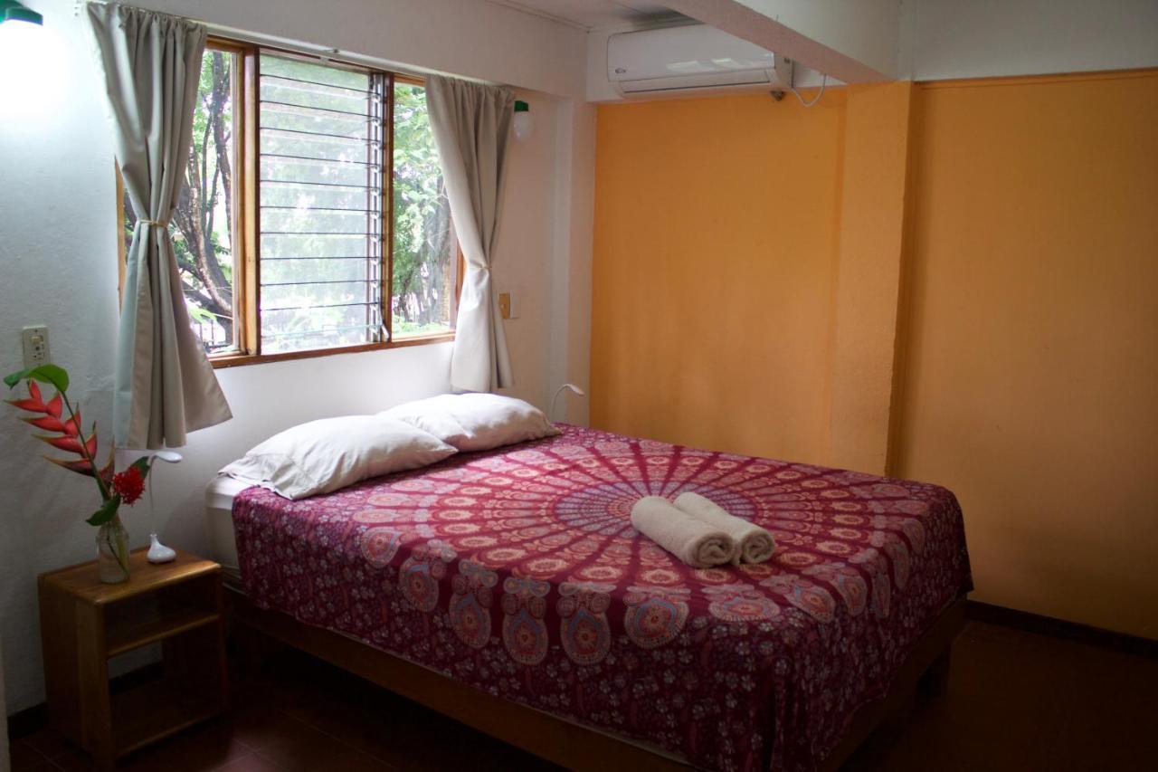 Hostel Tajalin Montezuma Extérieur photo