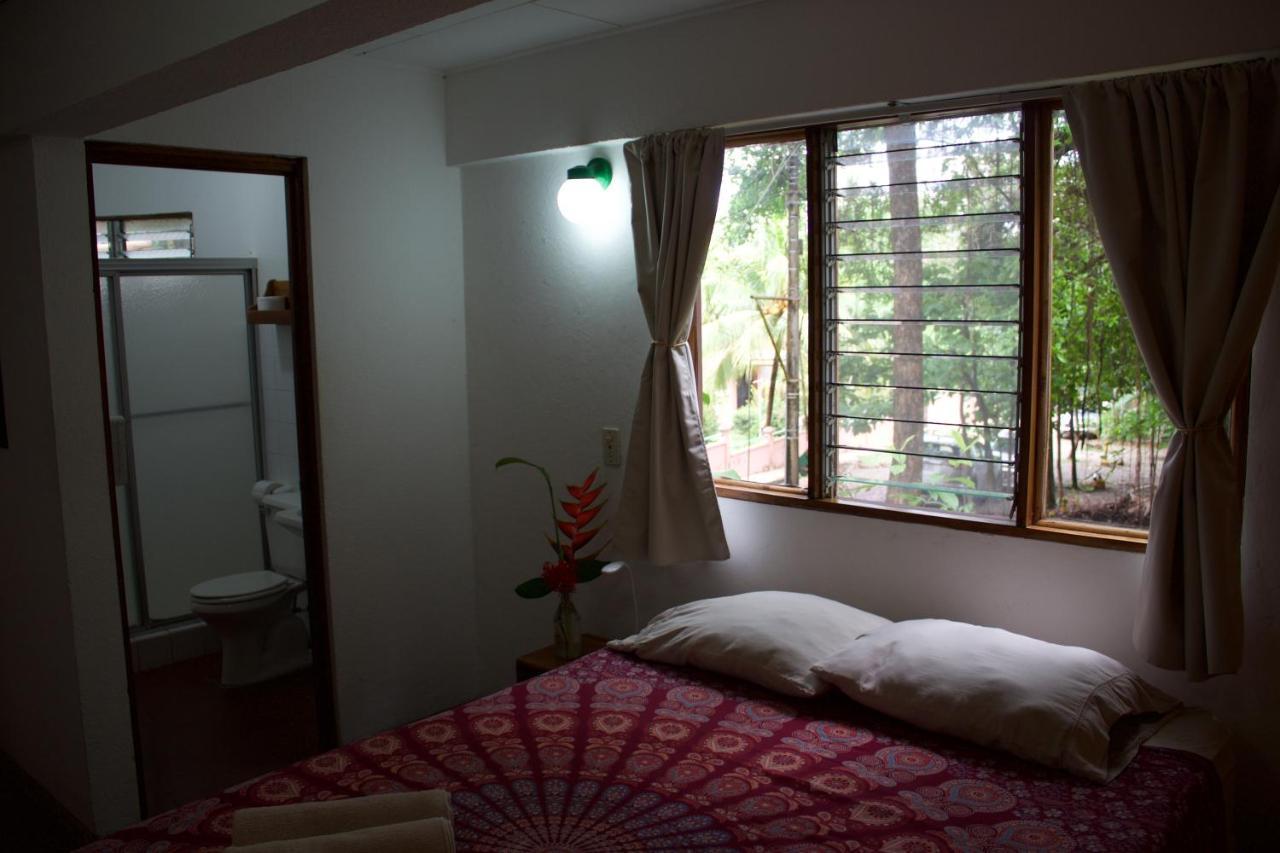Hostel Tajalin Montezuma Extérieur photo